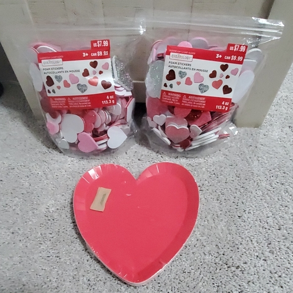 Creatology Other - NWT  VALENTINE PARTY SUPPLIES